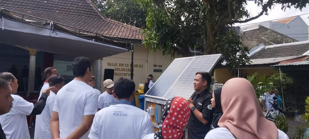 ‘Ciptakan’ Balai RW Bertenaga Surya, Salah Satu Kampung di Madyopuro Terapkan PLTS untuk Terapkan Kemandirian Energi